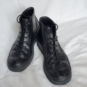 Gucci Boots Size 9 Black Leather Ankle Lace Up